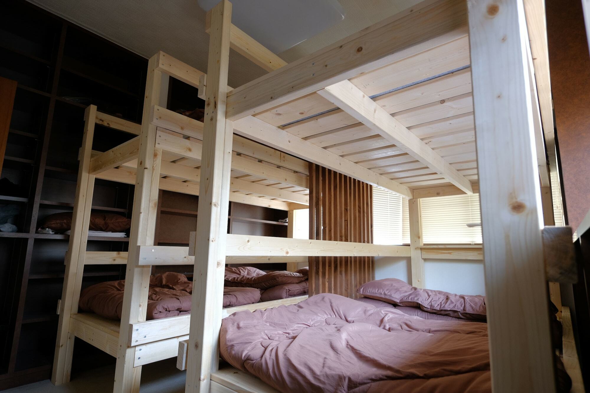 Tokiwa Kamakura Backpackers Hotel Bagian luar foto